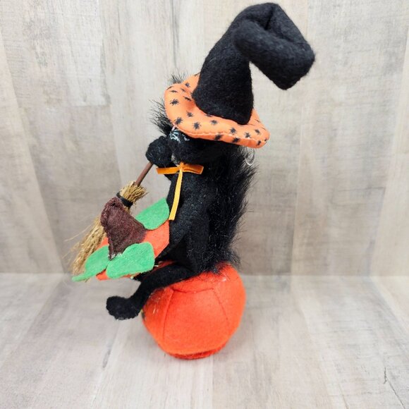 Annalee Black Cat On Pumpkin Halloween 2018 - Picture 3 of 8